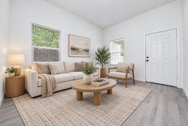 318 Tennessee Street AB, Houston, TX 77029