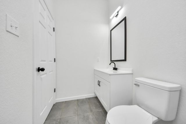 318 Tennessee Street AB, Houston, TX 77029