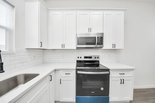318 Tennessee Street AB, Houston, TX 77029