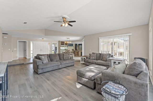 640 E Hartford Street, Hernando, FL 34442