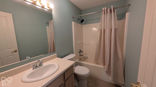 7734 Winding Creek Drive, Indianapolis, IN 46236
