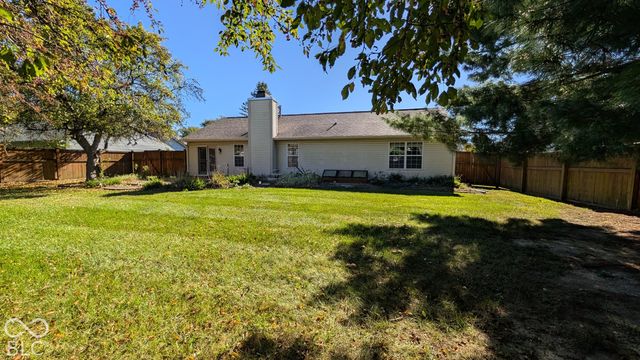 7734 Winding Creek Drive, Indianapolis, IN 46236