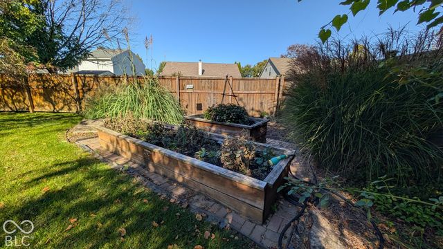 7734 Winding Creek Drive, Indianapolis, IN 46236