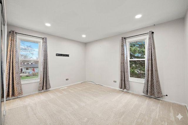 582 Arthur Drive, Cary, IL 60013