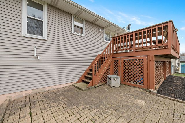 582 Arthur Drive, Cary, IL 60013