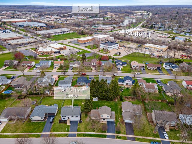 582 Arthur Drive, Cary, IL 60013