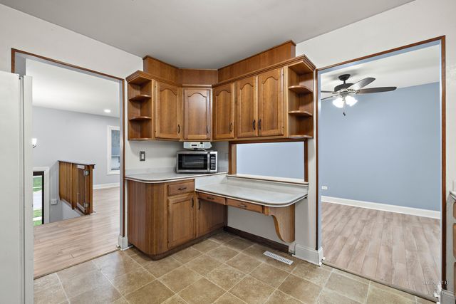 582 Arthur Drive, Cary, IL 60013