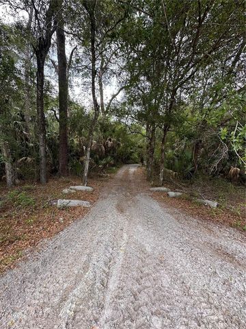 8744 W OAK STREET, Crystal River, FL 34428