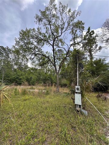 8744 W OAK STREET, Crystal River, FL 34428