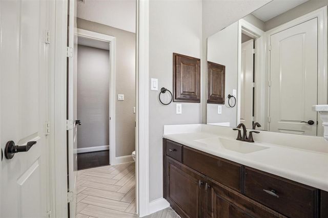 2401 Lake Shadows Lane, Friendswood, TX 77546