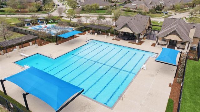 2401 Lake Shadows Lane, Friendswood, TX 77546