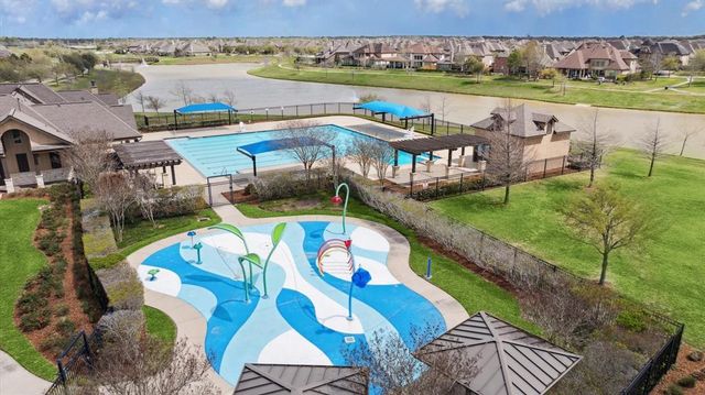 2401 Lake Shadows Lane, Friendswood, TX 77546