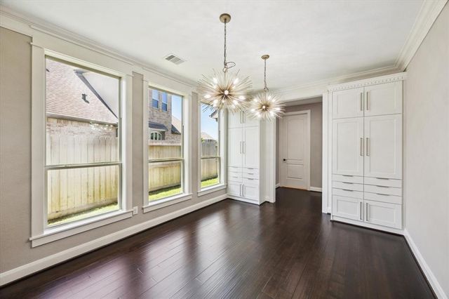 2401 Lake Shadows Lane, Friendswood, TX 77546
