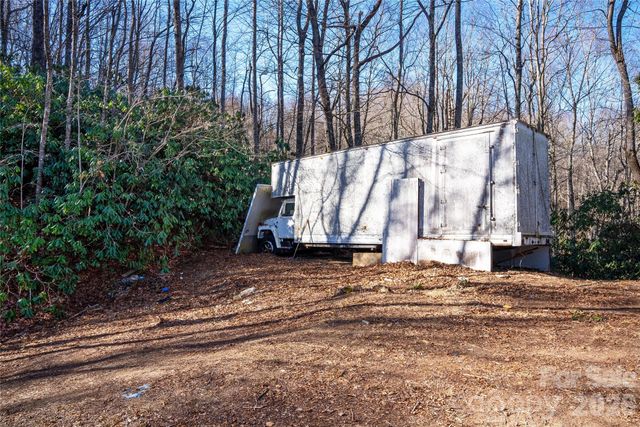 370 Moons Rest Lane, Brevard, NC 28712