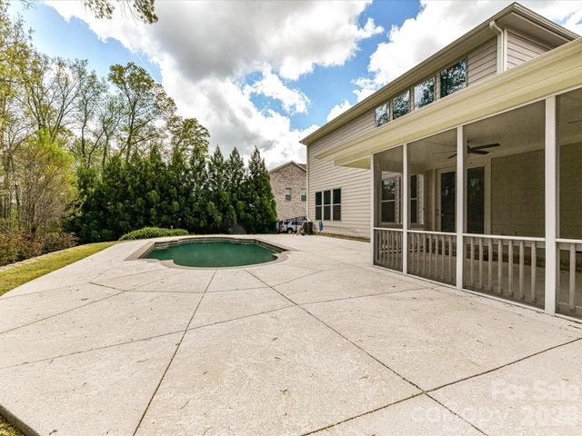 2887 Collaroy Road, Waxhaw, NC 28173