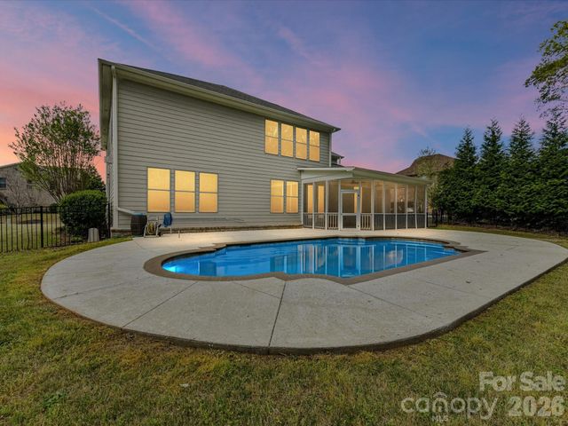 2887 Collaroy Road, Waxhaw, NC 28173