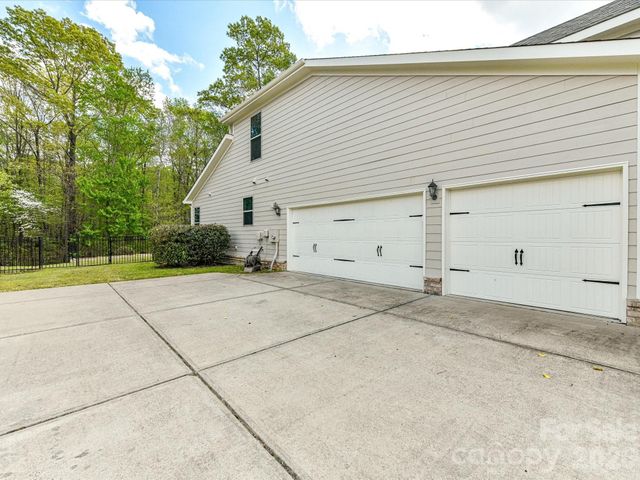 2887 Collaroy Road, Waxhaw, NC 28173