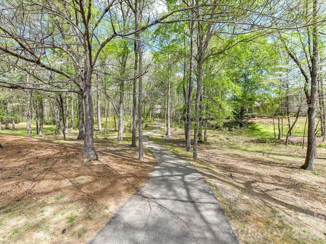 2887 Collaroy Road, Waxhaw, NC 28173