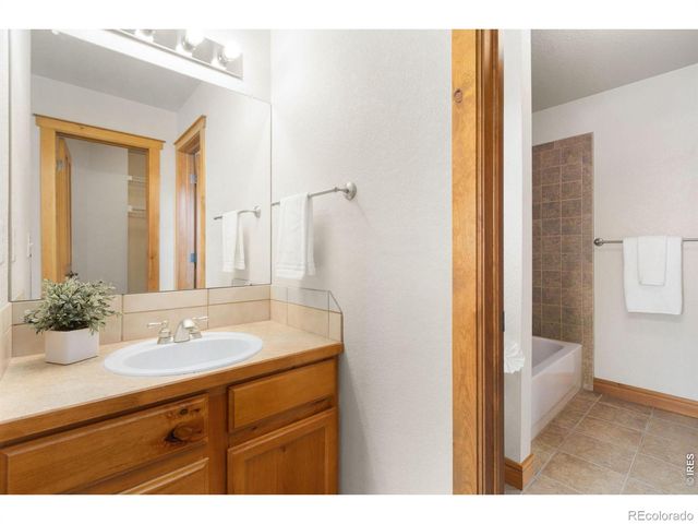 4226 Rolling Gate Road, Fort Collins, CO 80526