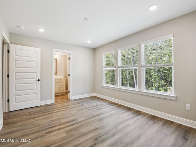 13573 Garland Road, Ocean Springs, MS 39564