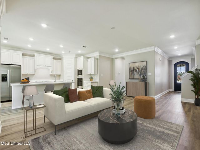 13573 Garland Road, Ocean Springs, MS 39564