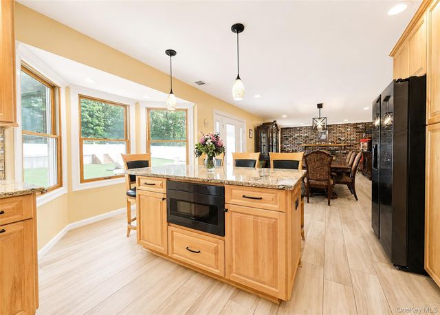 73 Springmeadow Drive, Holbrook, NY 11741