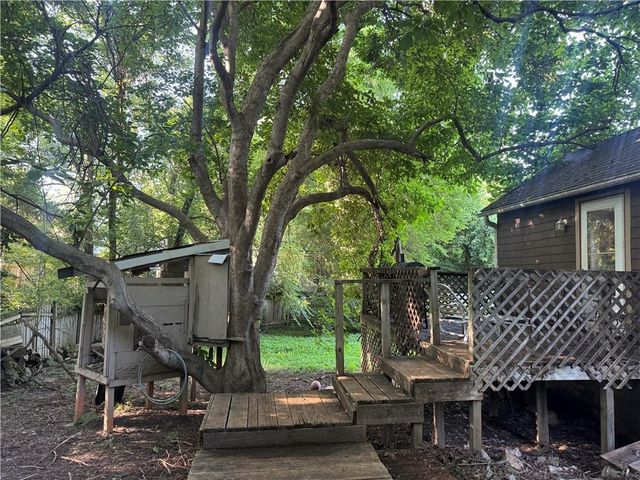 1116 Quincy Street, Leavenworth, KS 66048