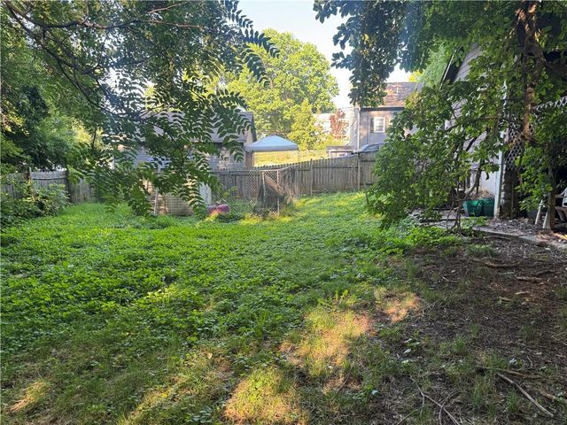 1116 Quincy Street, Leavenworth, KS 66048