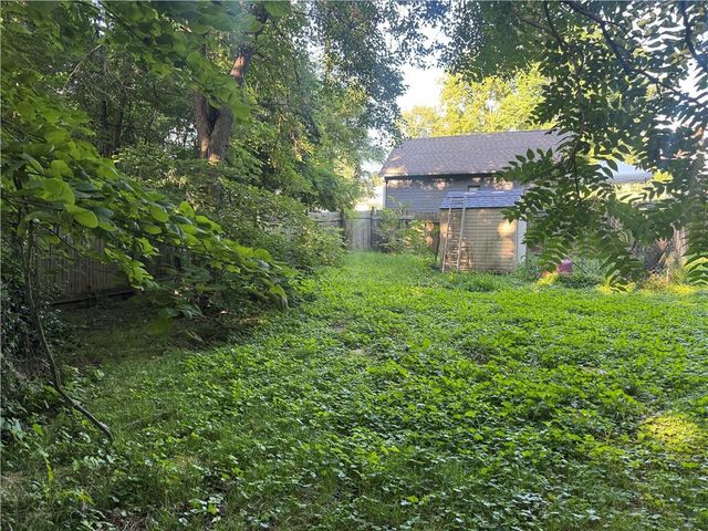 1116 Quincy Street, Leavenworth, KS 66048