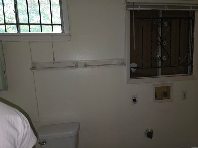 3715 W 12th Street, Little Rock, AR 72204