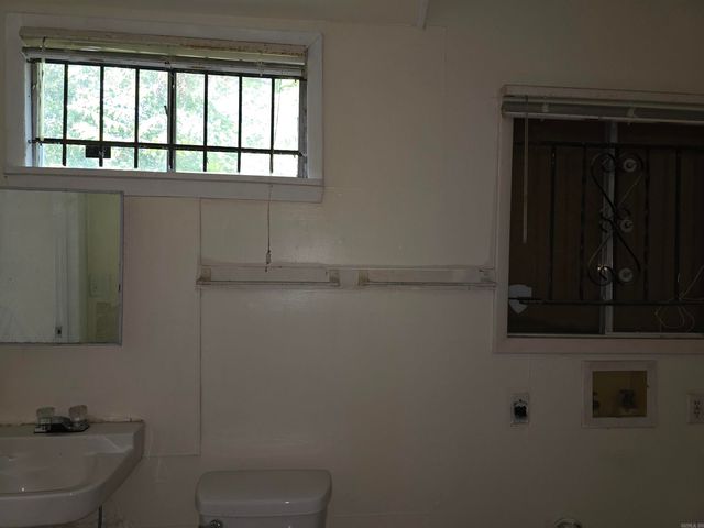 3715 W 12th Street, Little Rock, AR 72204