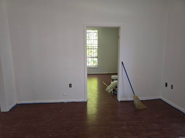 3715 W 12th Street, Little Rock, AR 72204