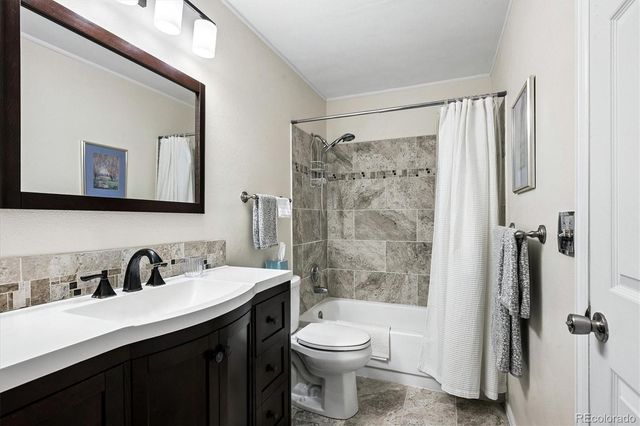 7640 E Gunnison Place, Denver, CO 80231