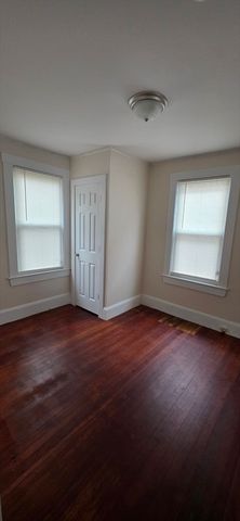 518 Cottage St, New Bedford, MA 02740