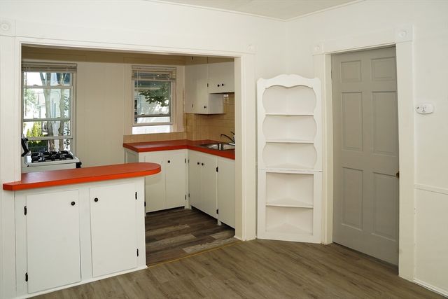 518 Cottage St, New Bedford, MA 02740