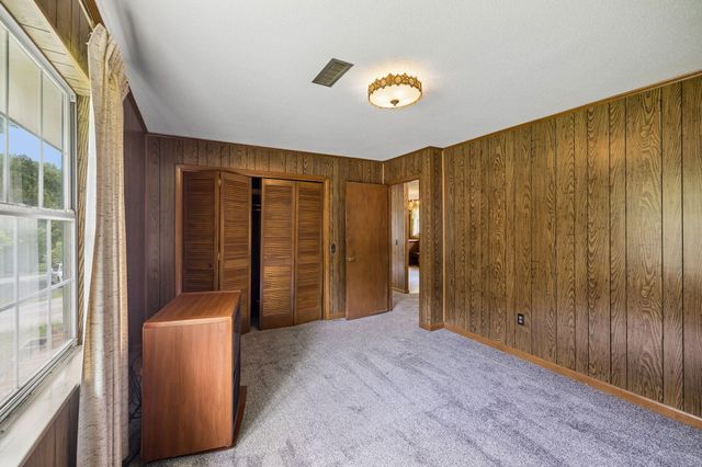 521 E Sunset Drive, Athens, TN 37303
