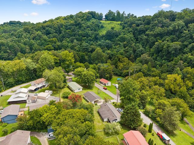 521 E Sunset Drive, Athens, TN 37303
