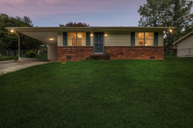 521 E Sunset Drive, Athens, TN 37303