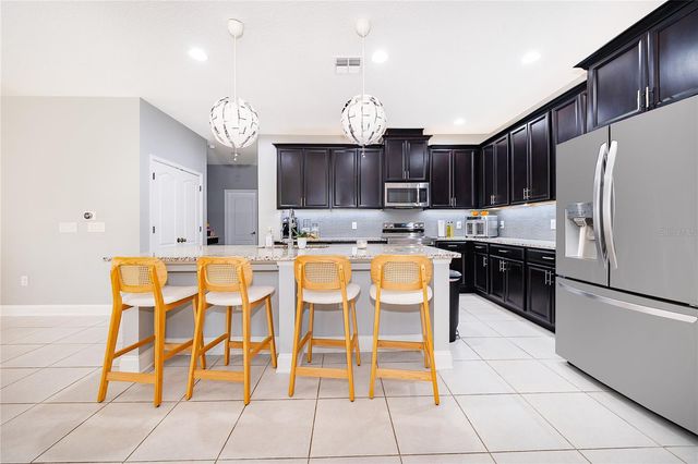 8031 NAVEL ORANGE LANE, Winter Garden, FL 34787