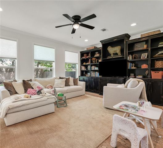 703 Kingsmill Court, College Station, TX 77845