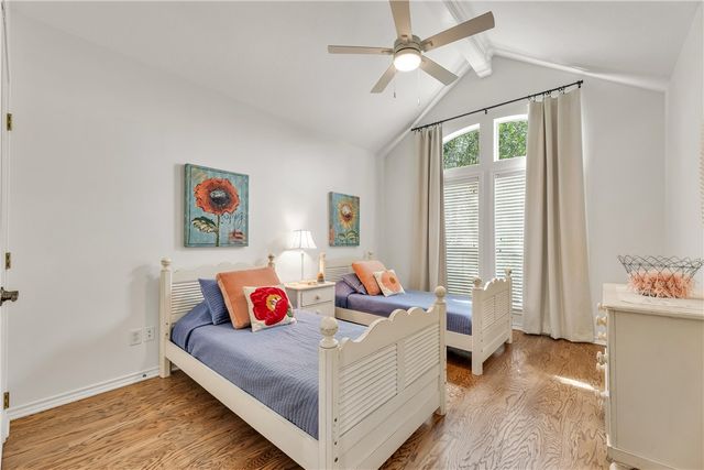 703 Kingsmill Court, College Station, TX 77845