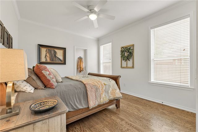 703 Kingsmill Court, College Station, TX 77845