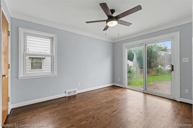 20446 Champaign Street, Taylor, MI 48180