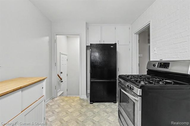 20446 Champaign Street, Taylor, MI 48180