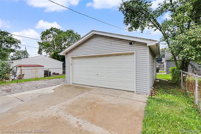 20446 Champaign Street, Taylor, MI 48180