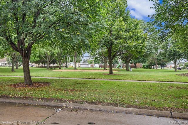 20446 Champaign Street, Taylor, MI 48180