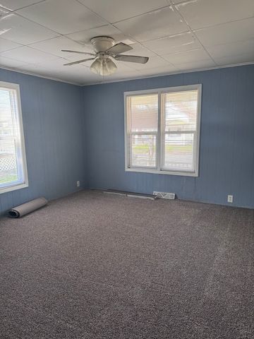540 16TH Avenue, East Moline, IL 61244