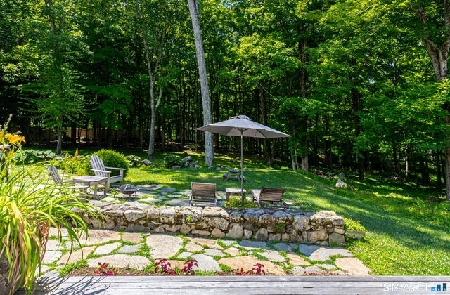 896 Westport Road, Easton, CT 06612