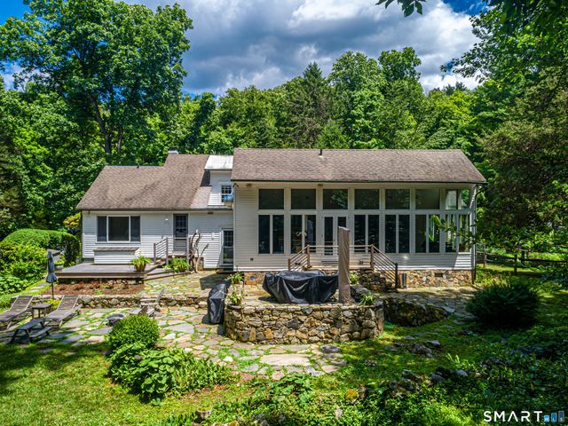 896 Westport Road, Easton, CT 06612