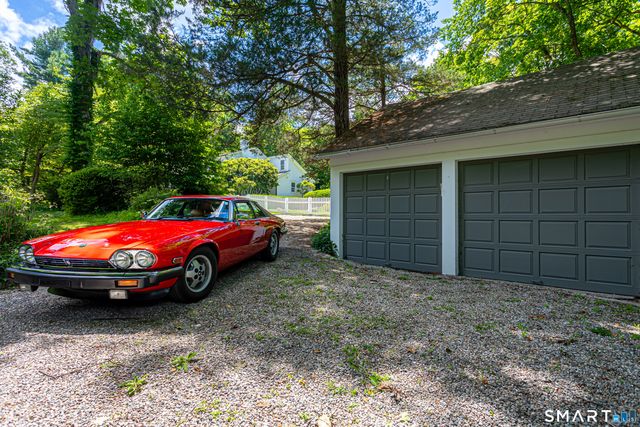 896 Westport Road, Easton, CT 06612
